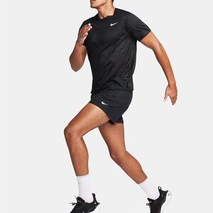 Nike Form Men's Black Athletic Shorts SZ L 5”